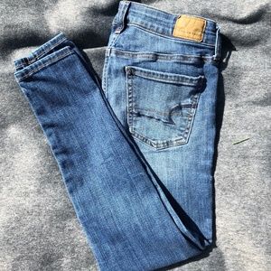 American Eagle skinny jeans